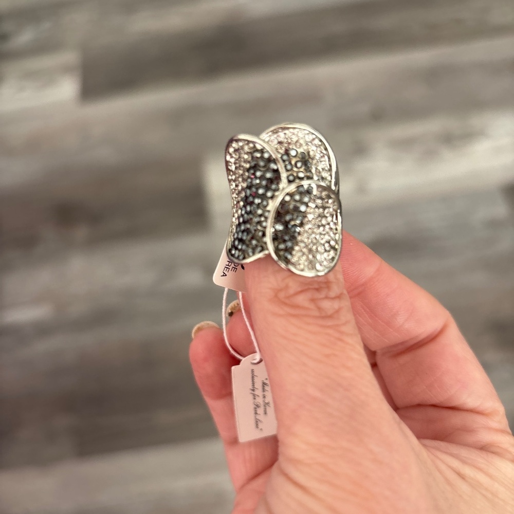 Diamond Swirl Ring